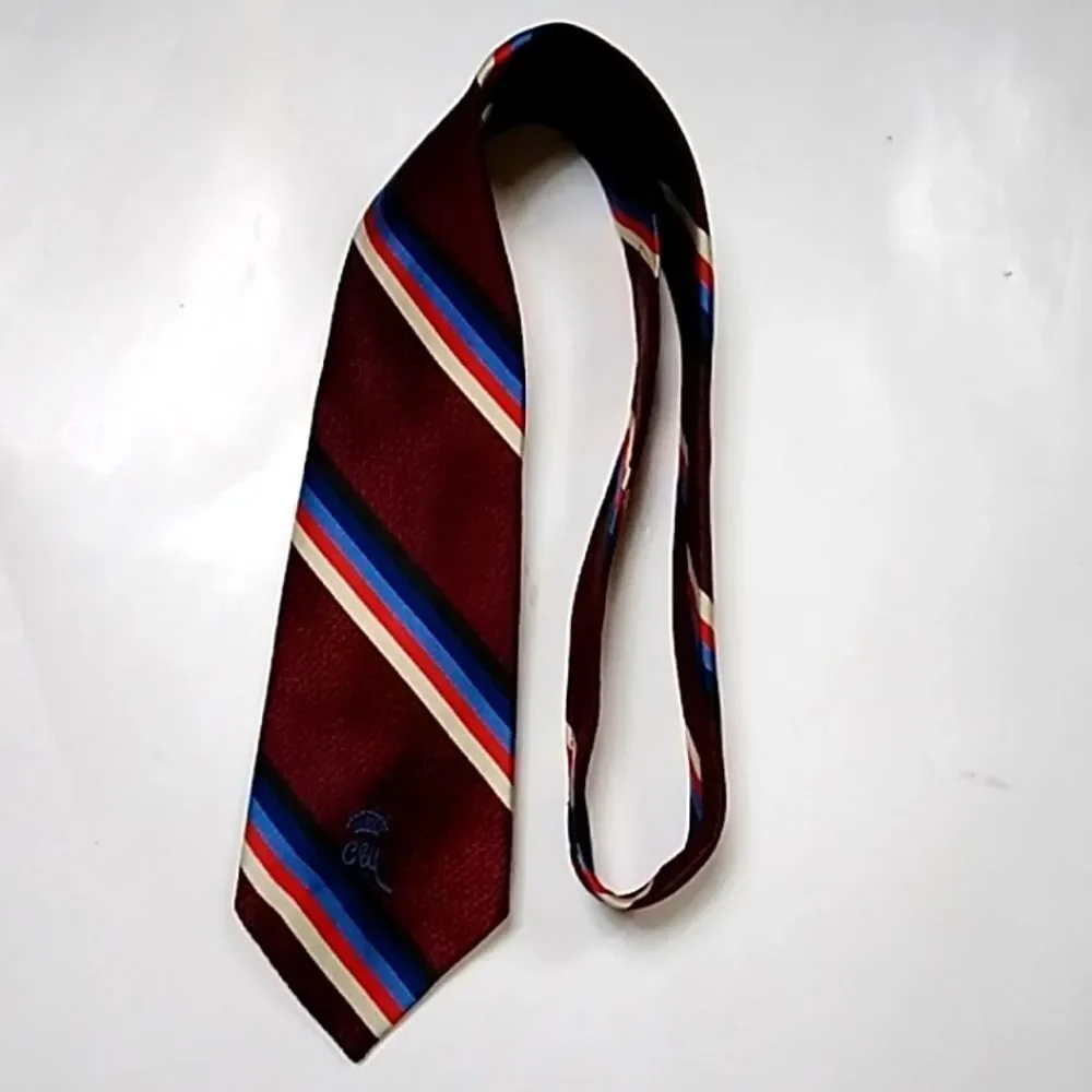 VINTAGE ROOS ATKINS COUNTESS WARA NEW YORK BURGUNDY MEN'S TIE